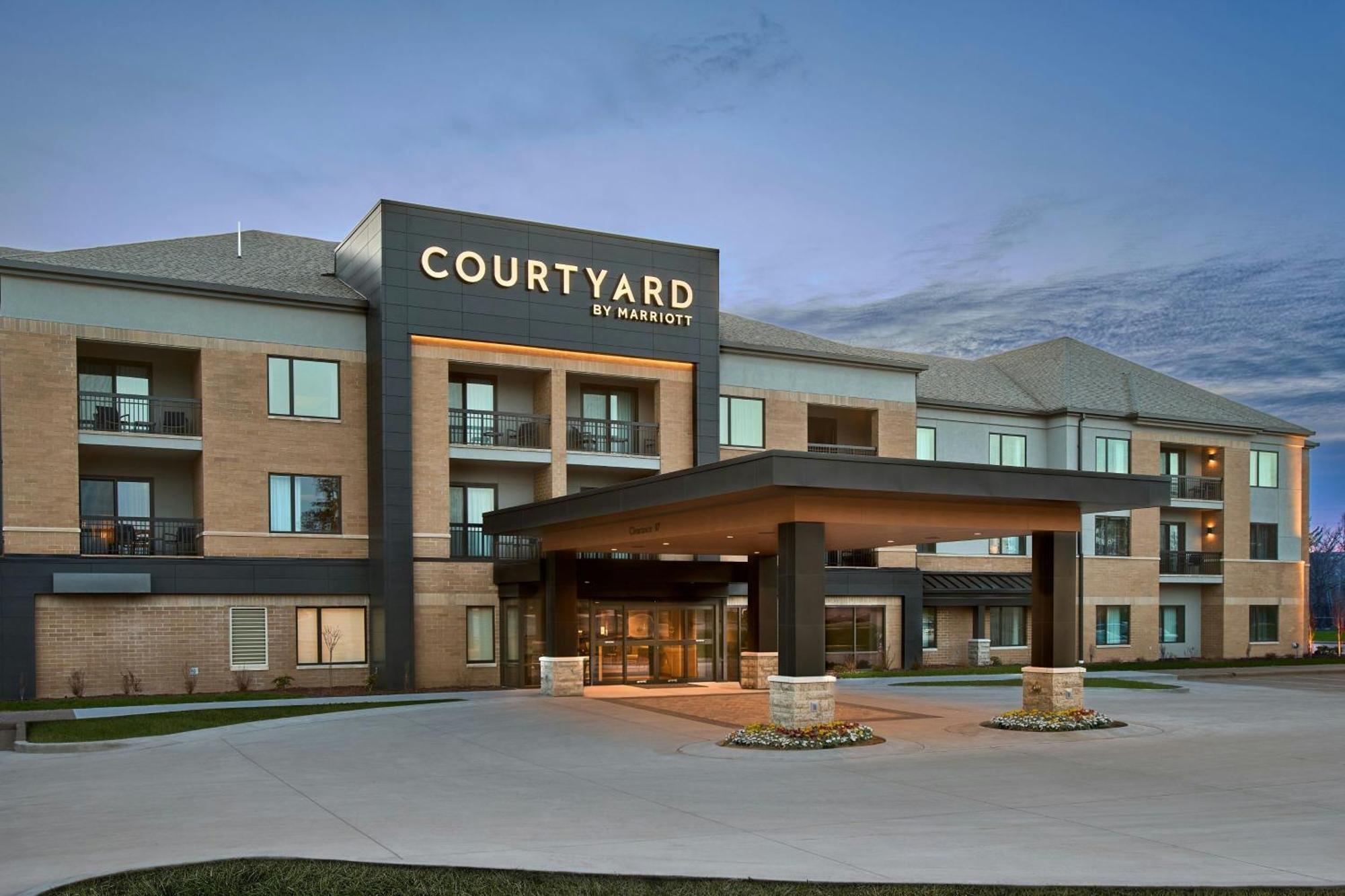 Courtyard Wausau Exterior foto