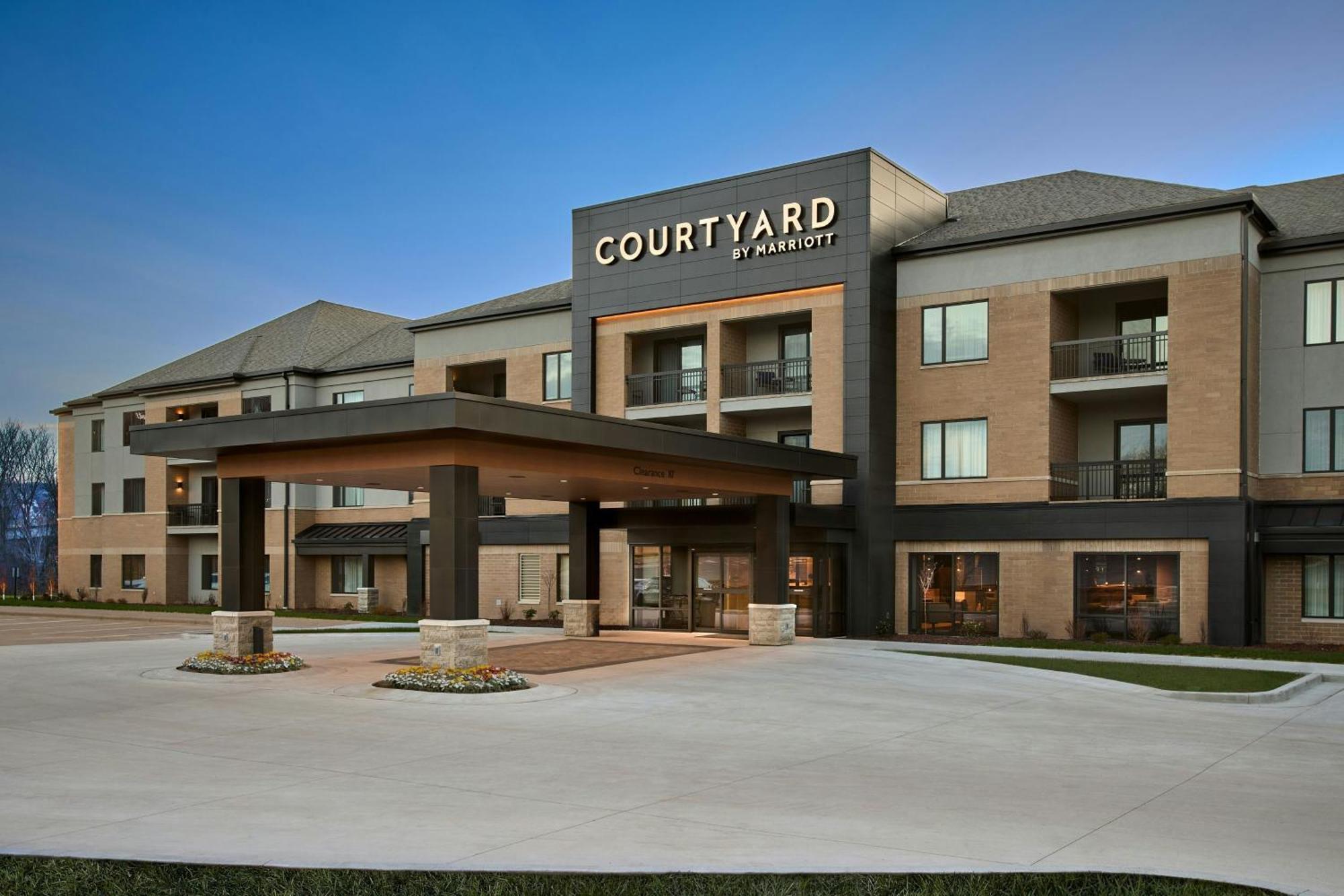 Courtyard Wausau Exterior foto